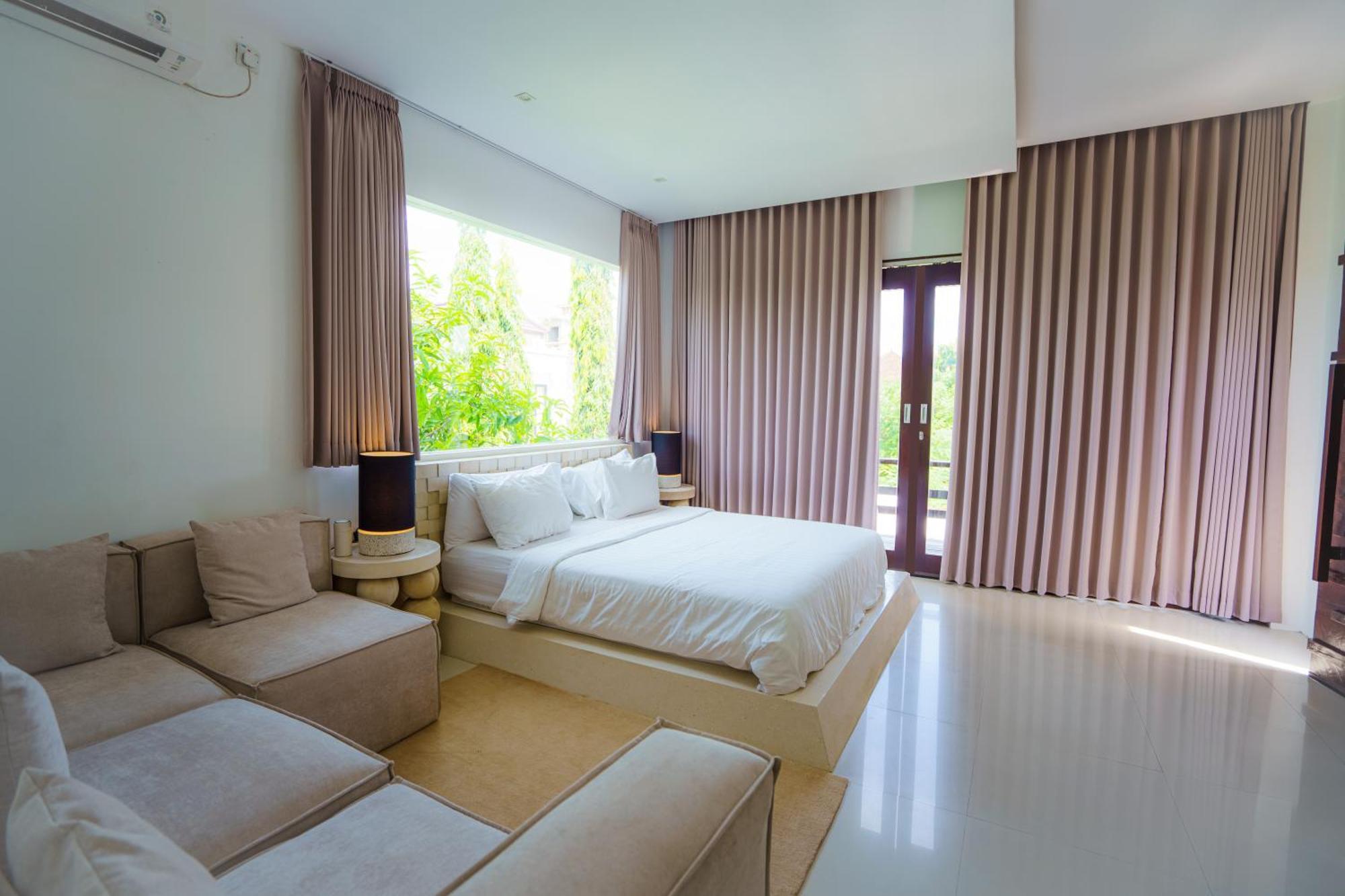 Skyfall Luxury Beach Villa ヌサドゥア エクステリア 写真